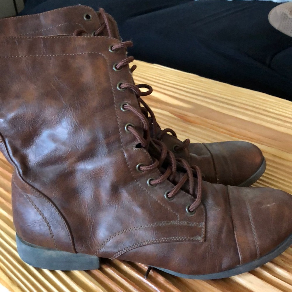 Lace up boots